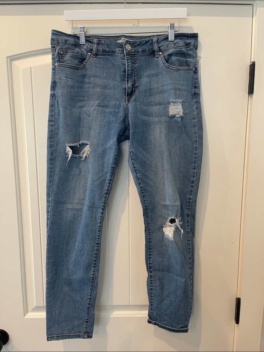 Women's Distressed Blue Jeans